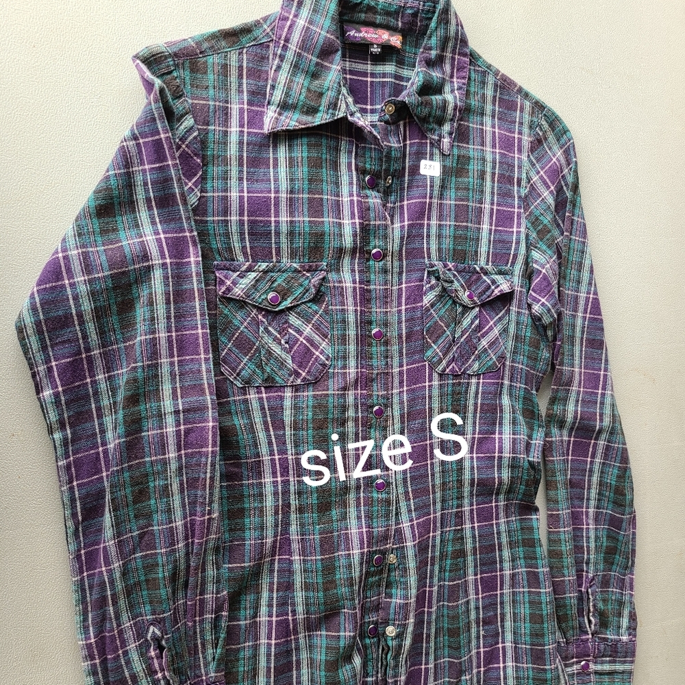 Womens size S Andrew & Co plaid snap shirt